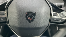 Peugeot 208 1.2 PureTech 100 Allure 5dr Petrol Hatchback